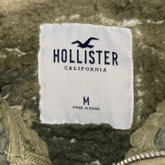 Hollister Cropped Faux Sherpa Jacket, Size M - Picture 11 of 16